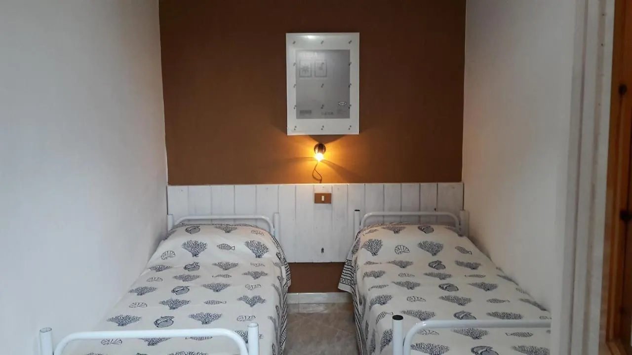 Usticatour Apartments And Villas Isola di Ustica
