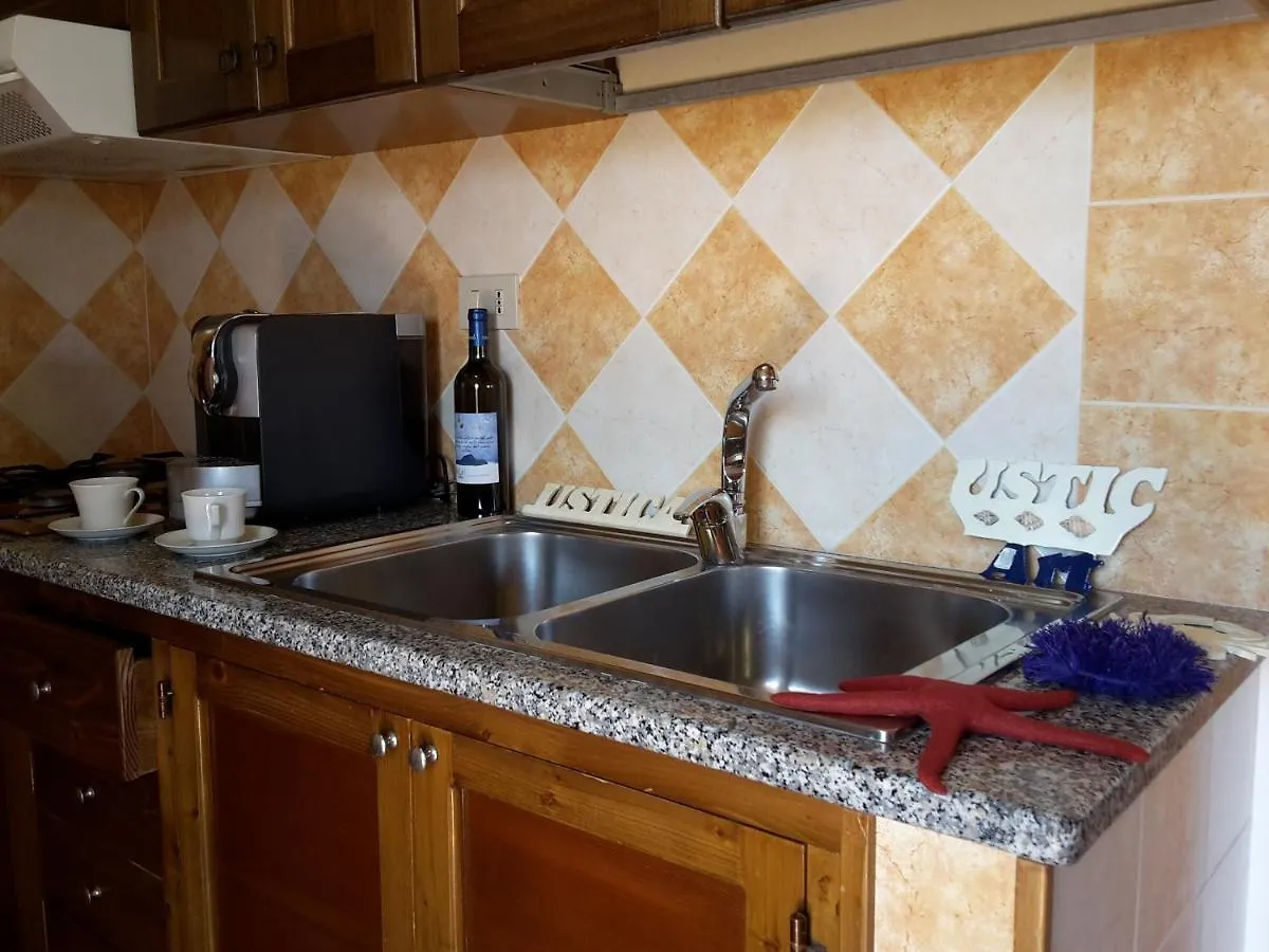 Usticatour Apartments And Villas Isola di Ustica إيطاليا