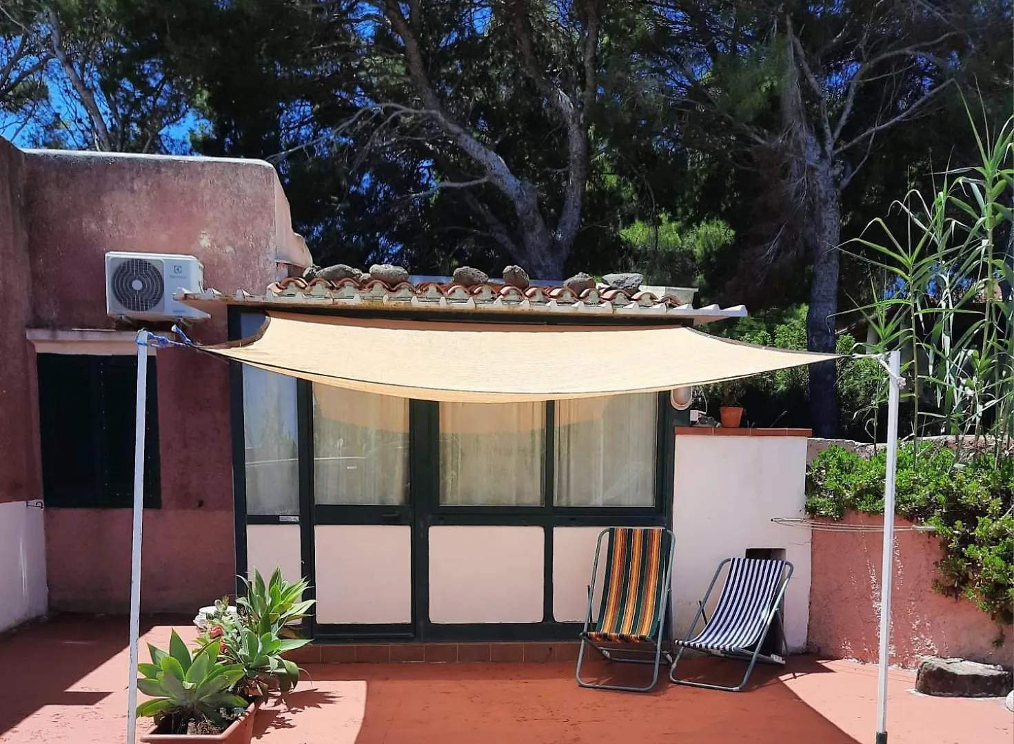 Usticatour Apartments And Villas Isola di Ustica 0*,  إيطاليا