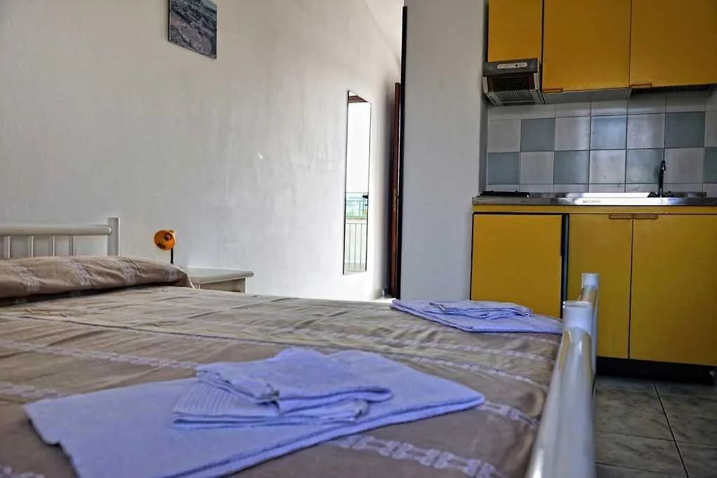 Usticatour Apartments And Villas Italy